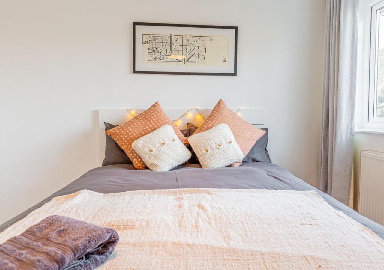 Modern 2 Bd W/ Garden In The Heart Of Tetbury! Vila Exterior foto