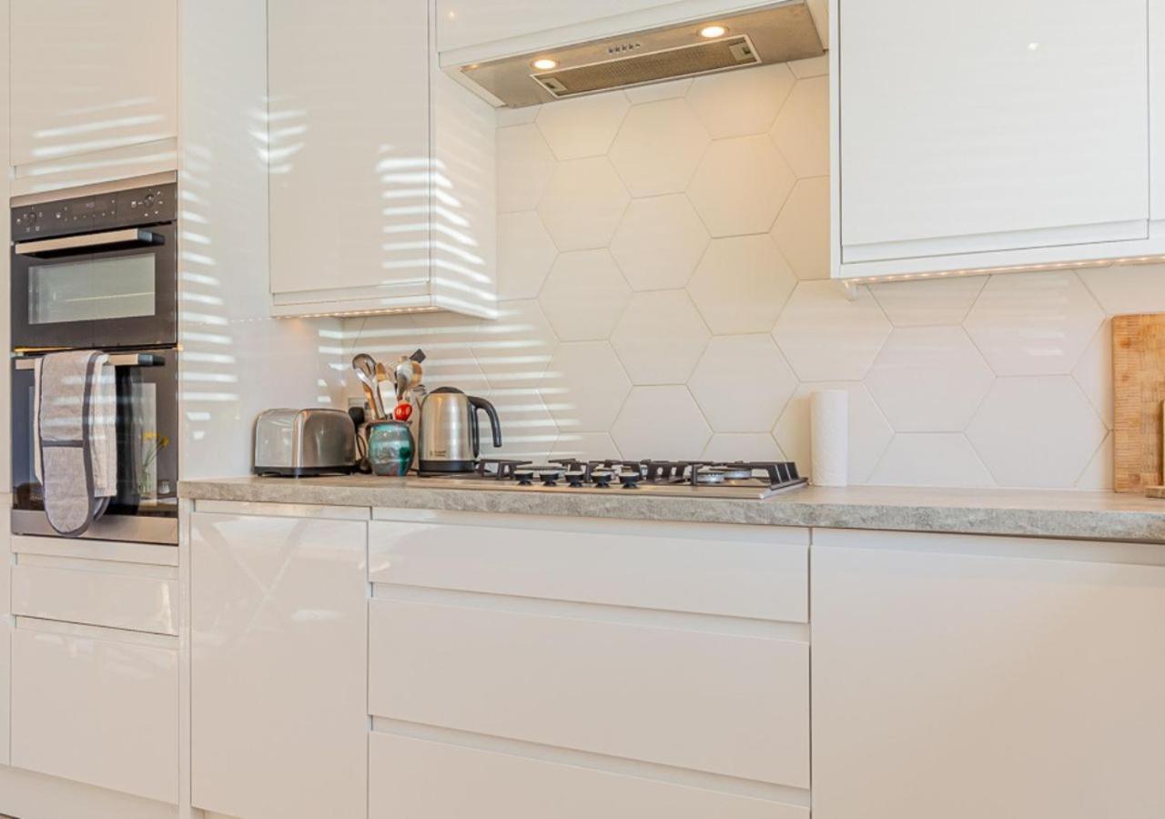 Modern 2 Bd W/ Garden In The Heart Of Tetbury! Vila Exterior foto