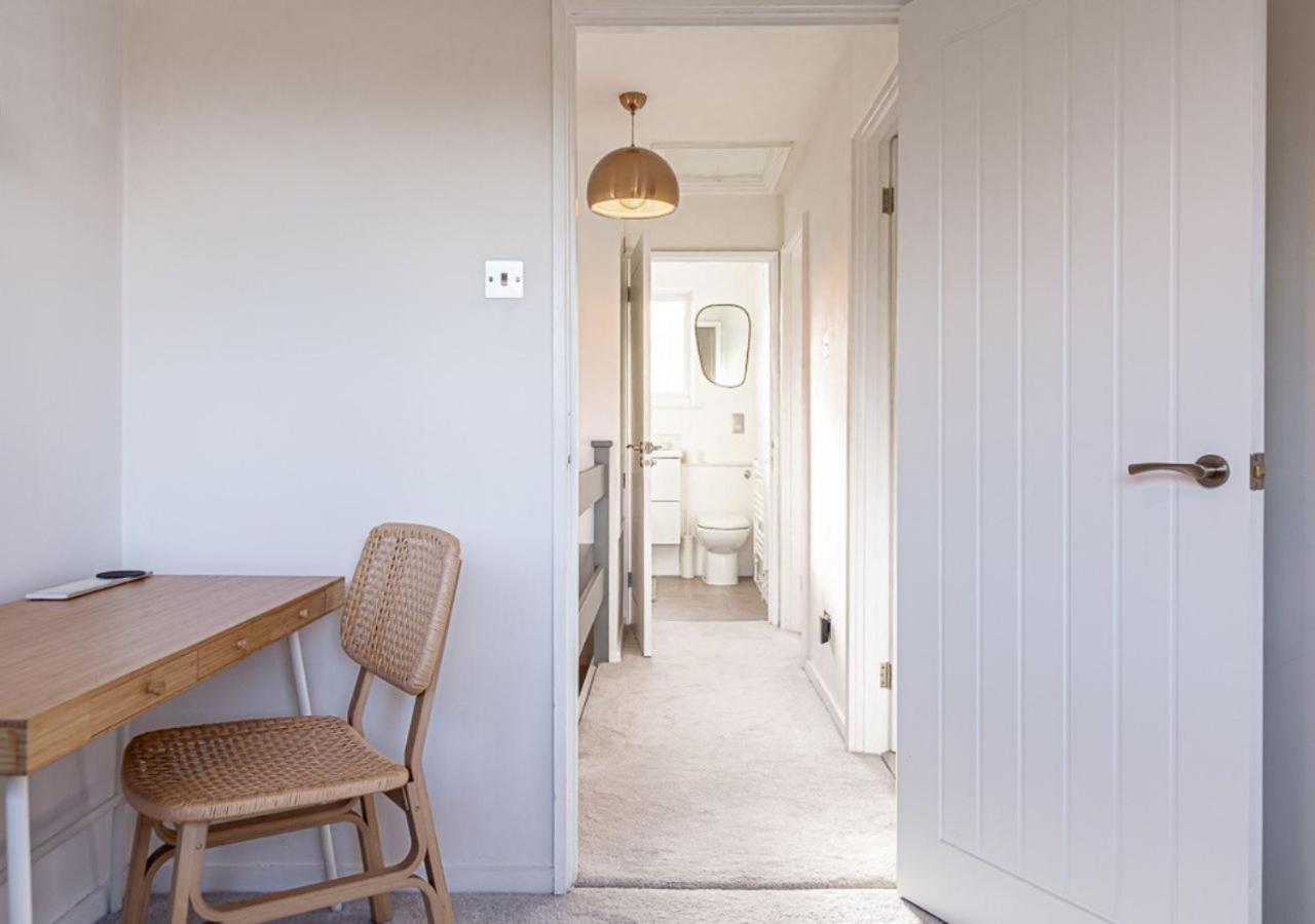 Modern 2 Bd W/ Garden In The Heart Of Tetbury! Vila Exterior foto