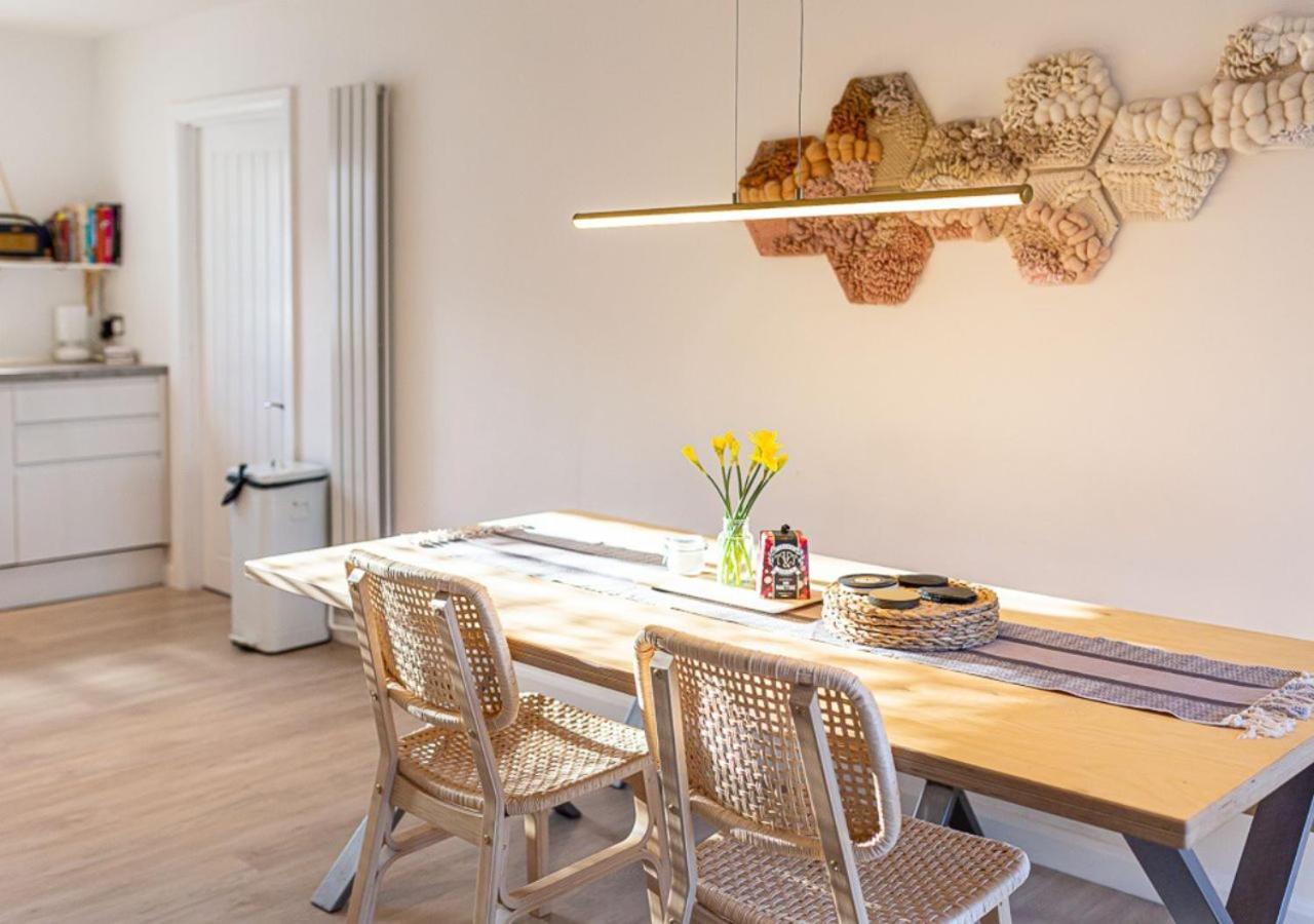 Modern 2 Bd W/ Garden In The Heart Of Tetbury! Vila Exterior foto